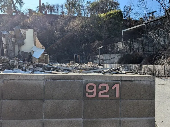 921 Jacon Way, Pacific Palisades, CA 90272
