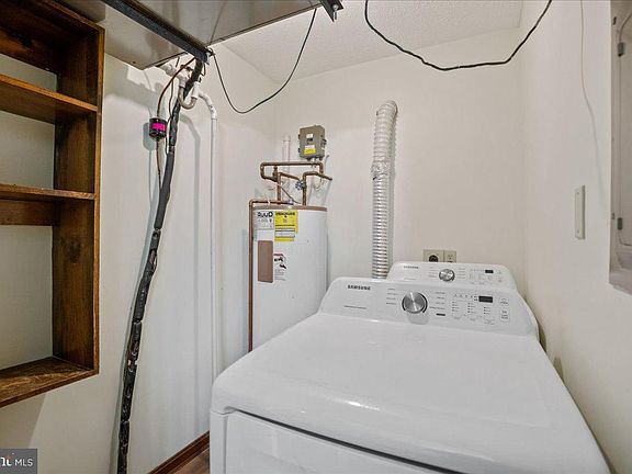 2nd image of 23240 Rosewood Ct Unit 1059