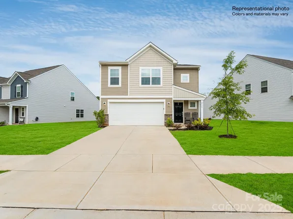 13337 Hampton Bay Ln, Charlotte, NC 28262