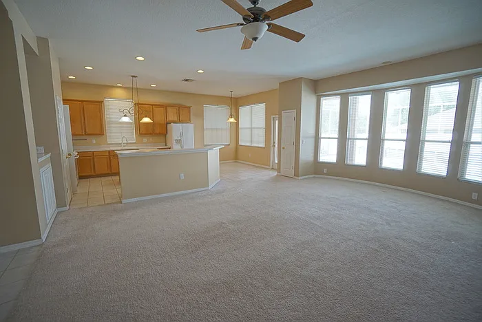12402 Windmill Cove Dr — Photo 3