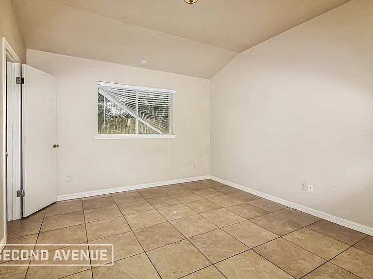 7634 Cedar Brook Dr — Photo 13