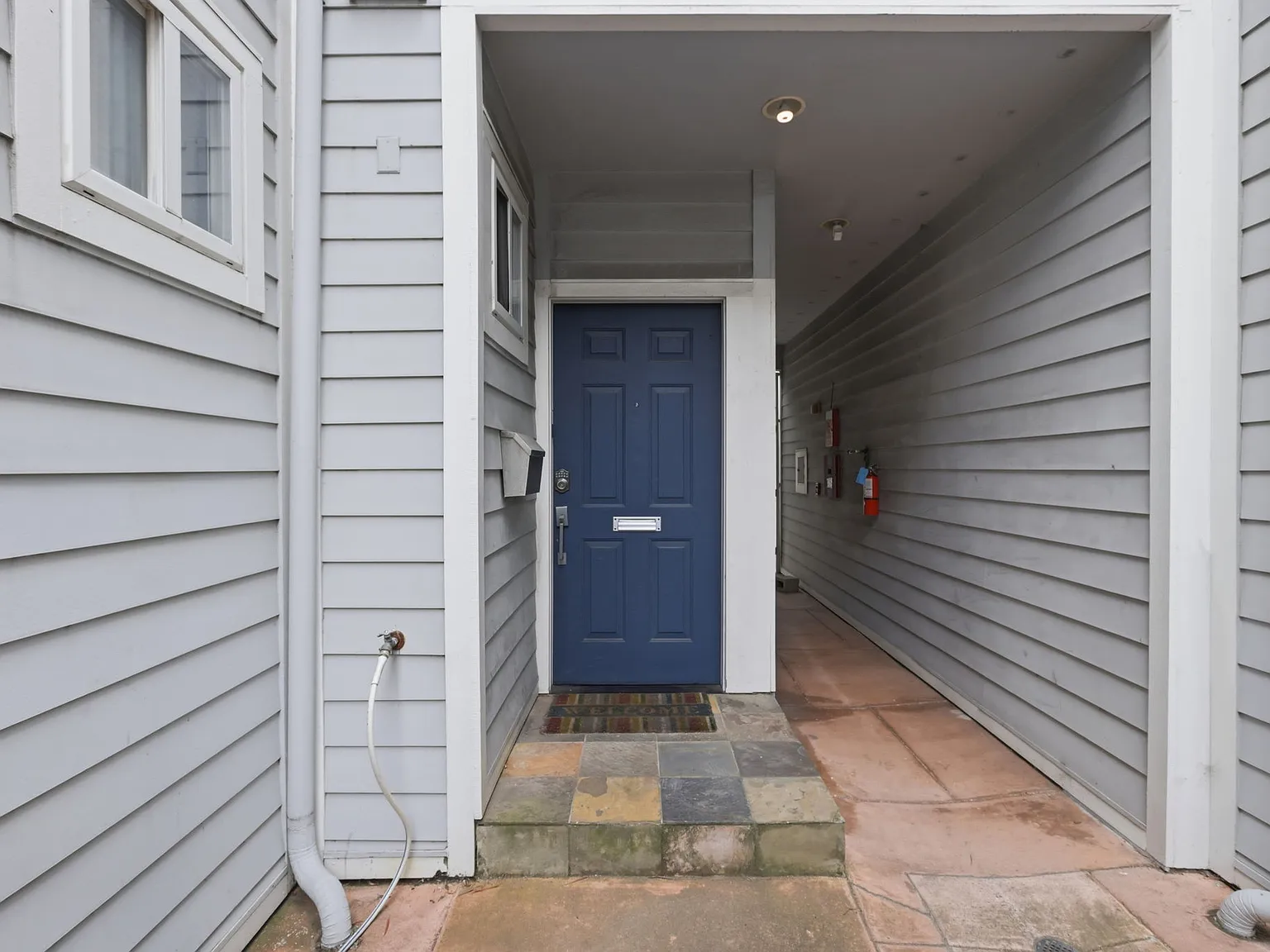 3 bed, 2.5 bath, 1262 sqft, $6,500 — Photo 4
