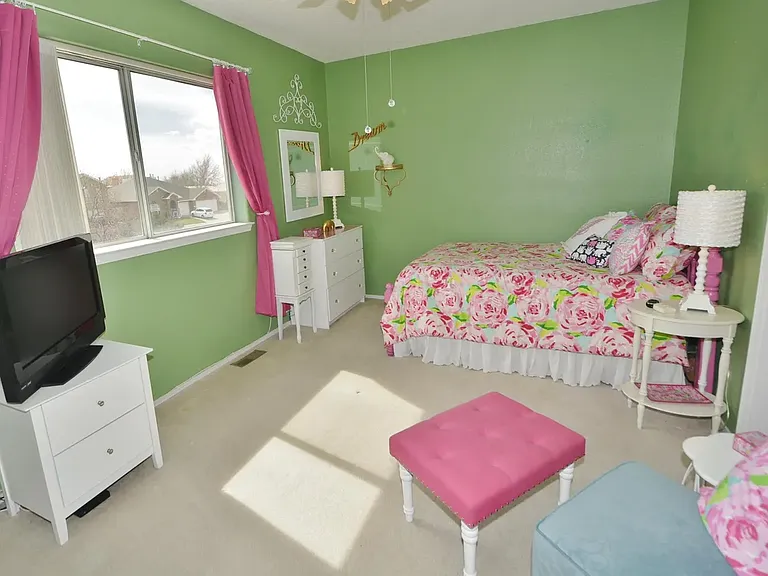 Upstairs Bed 3