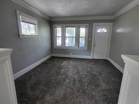 2nd image of 3023 E 126th St #2