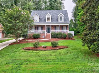 1602 Huntmoor Dr, Rock Hill, SC 29732