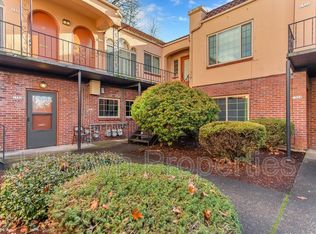 1328 NE 68th Ave, Portland, OR 97213
