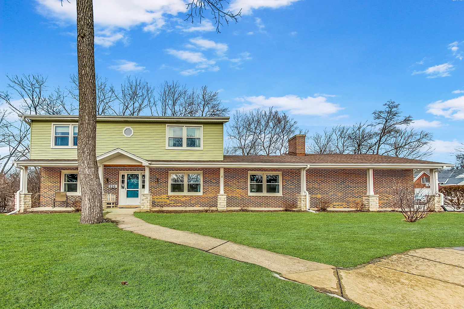 330 N Park Ave photo 1