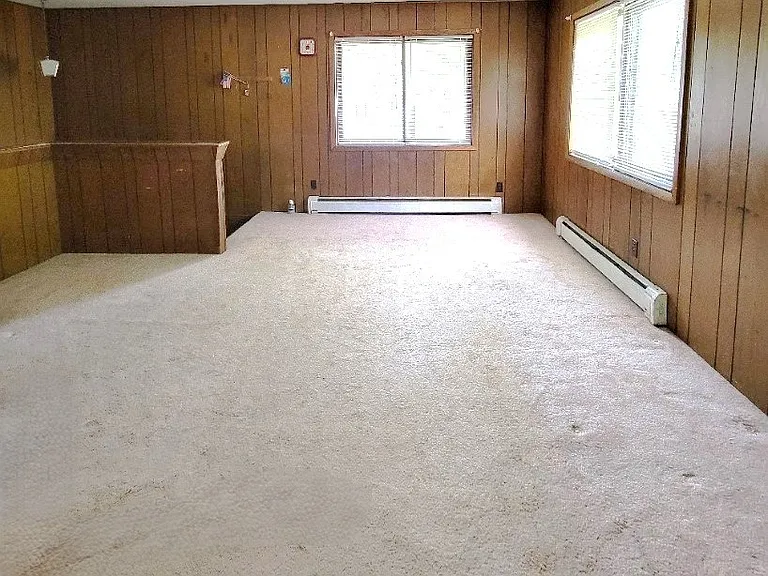 923 E Wausau Ave — Photo 3