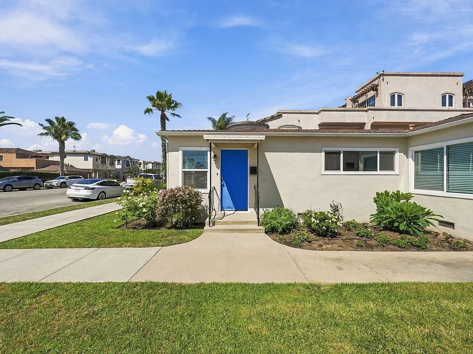 715 Ocean Avenue Seal Beach