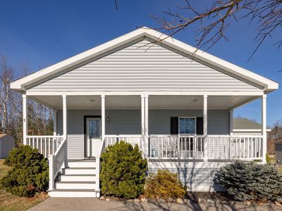 32 Greystone Way, North Hampton, NH, 03862