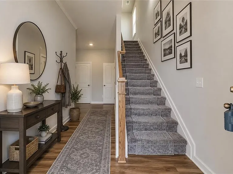 118 Briarwood Dr — Photo 8