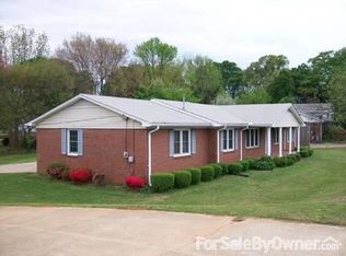 6 Howell Cir, Greenville, SC 29615
