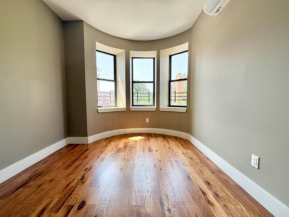 1st image of 2911 Avenue D #2F