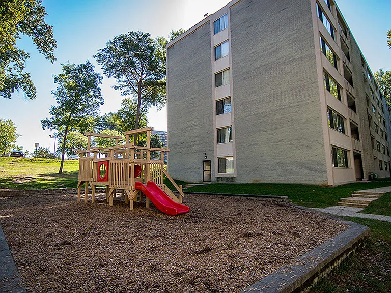 Heritage Park Apartments Playground 2 B