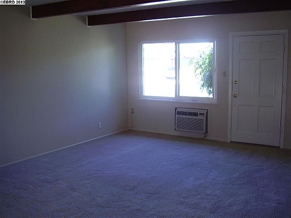 5th image of 326 Brennan Ct