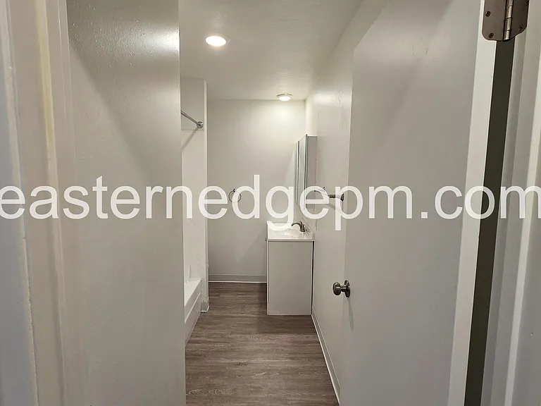 321 NW 8th Ave #315 — Photo 9