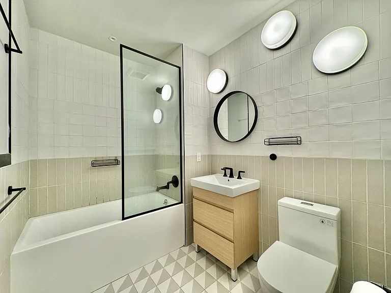 283 Powers St #1E — Photo 5