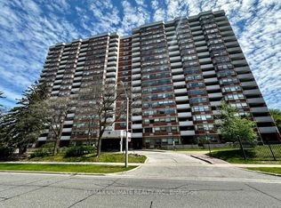 121 Ling Rd #1106, Toronto, ON M1E4Y2