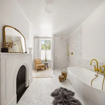 Bathroom, photo 2
