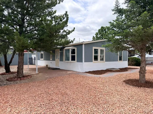 186 E Rolling Hills Dr, Pueblo West, CO 81007