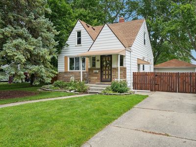 2038 Belton St, Garden City, MI, 48135