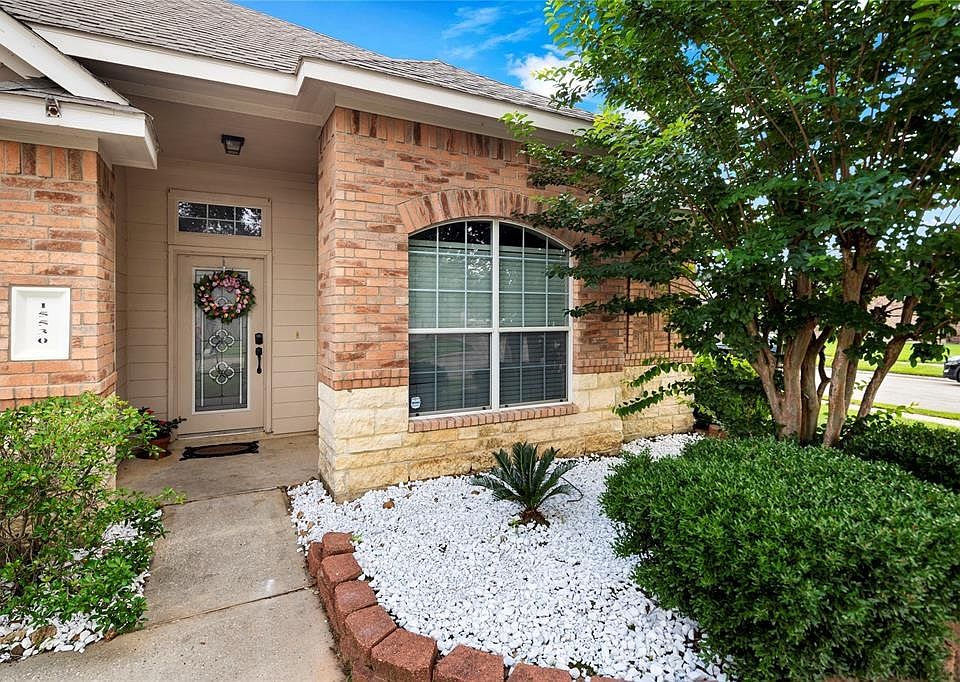 1st image of 15530 Anton Dr