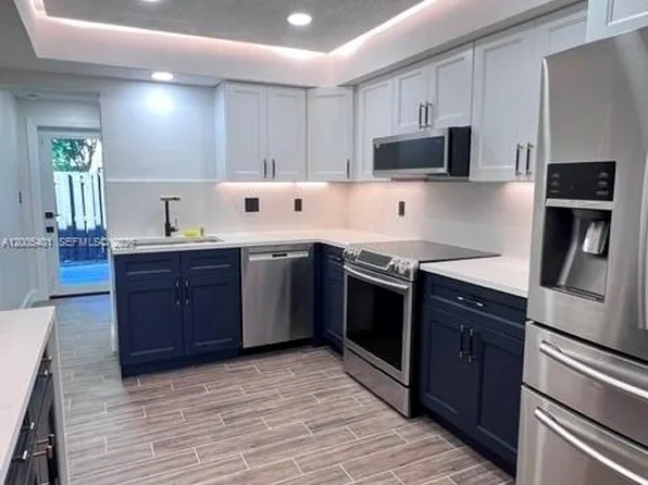 8761 SW 137th Ave #8761, Miami, FL 33183