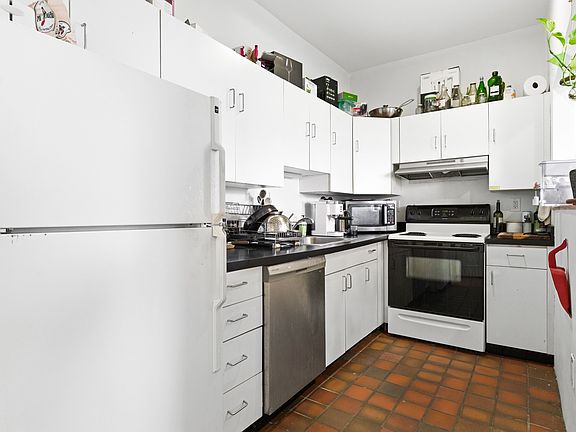 4th image of 676 Massachusetts Ave #5A