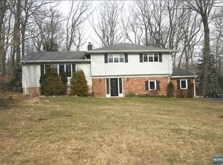 49 Pleasant Ave, Upper Saddle River, NJ 07458