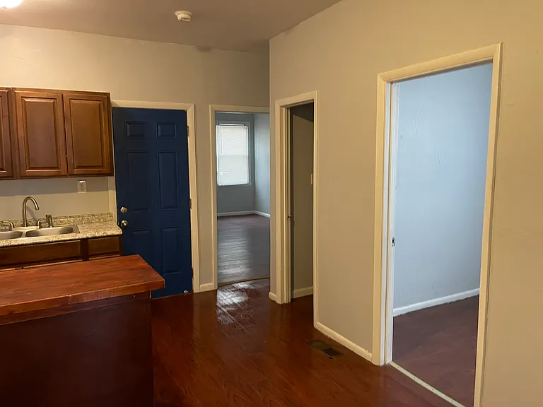 713 Dinwiddie St #A — Photo 7