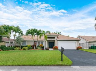6331 Olde Moat Way, Davie, FL 33331