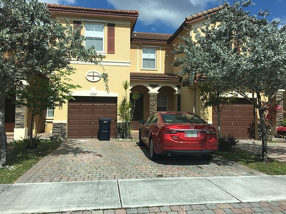 3rd image of 11377 NW 87th Ln