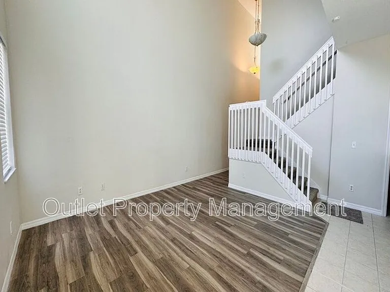 6114 Chapledale Dr — Photo 4