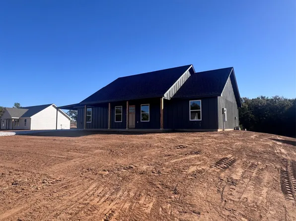 1013 Bradshaw Ct, Springtown, TX 76082