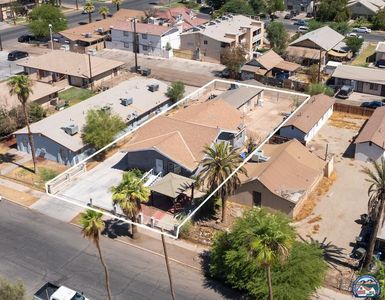 566 W Brighton Ave, El Centro, CA, 92243