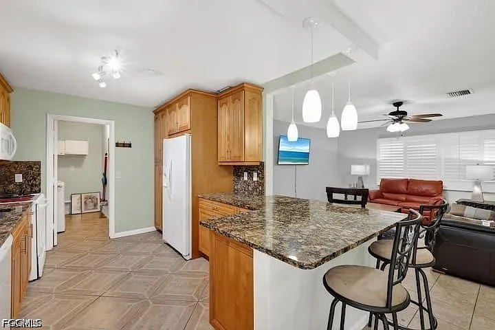 211 S Lake Dr — Photo 10