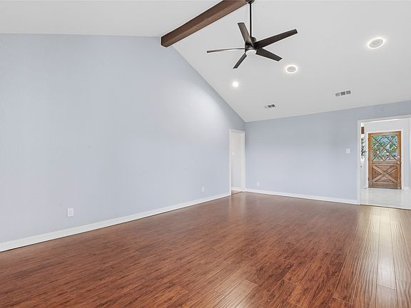 4th image of 2509 Smouldering Wood Dr
