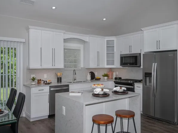 Fairfield Greens South at Holbrook