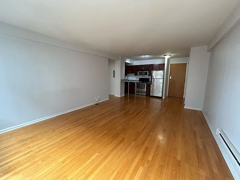 4180 Marine Terrace Apartments — Photo 135