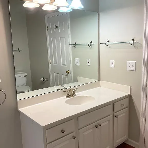 6307 Sweetwater Blvd — Photo 10