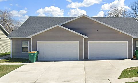 1st image of 1225 Salem Dr