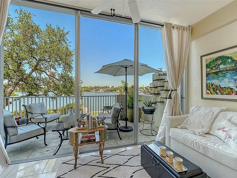 1355 S Portofino Dr #103 — Photo 43