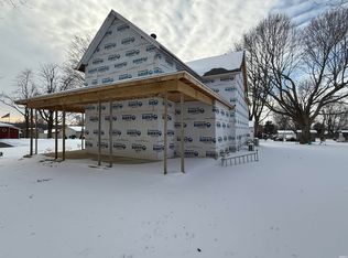 8522 Windsor Dr, Newburgh, IN 47630