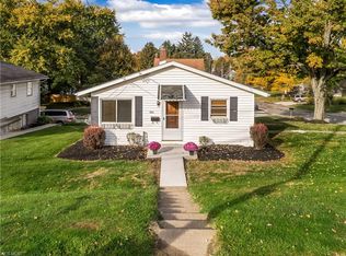 866 N Summit St, Barberton, OH