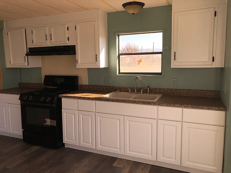 100 N Cherry St #11 — Photo 7