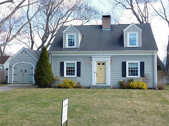 2nd image of 14 Westfield Rd