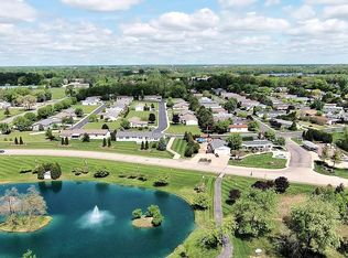 6518 Republic Dr, Belleville, MI