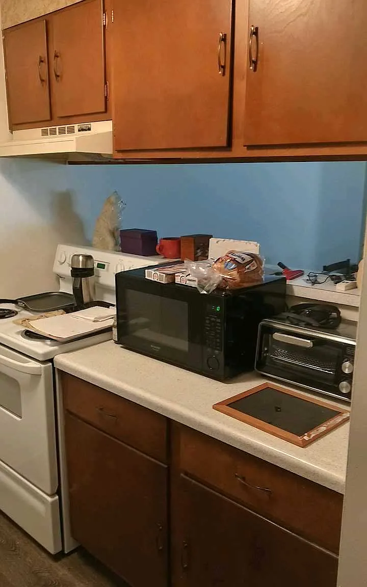 2 bed, 900 sqft, $1,000 — Photo 1