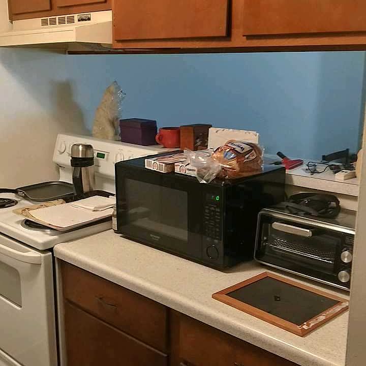 1st image of 14 Auburn Rd #12