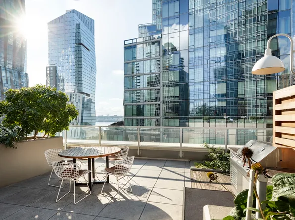 21 West End Avenue image 17 of 40